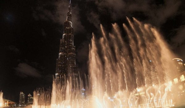 Dubai Fountain Show is playing ‘A Star is Born’ song!