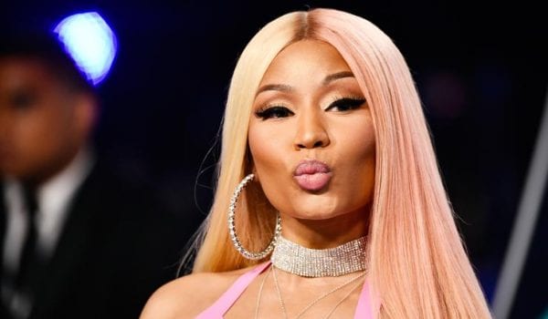 Nicki Minaj appears on stage after her show was canceled!