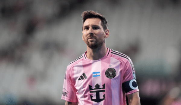 Messi Injury Scare Raises Argentina World Cup Fears