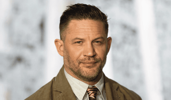 Tom Hardy Makes His Rap Debut as Frankie Pulitzer