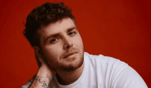 Alex Warren Joins Star-Studded Abu Dhabi F1 2026 Line-Up