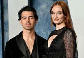 joe-jonas-sophie-turner-081723-tout-f2a7c5dd97da4b0a8befc4c4060f183b